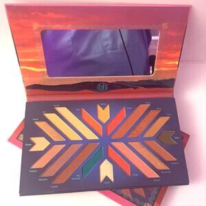 BH Cosmetics Santa Fe 20 Color Shadow Palette